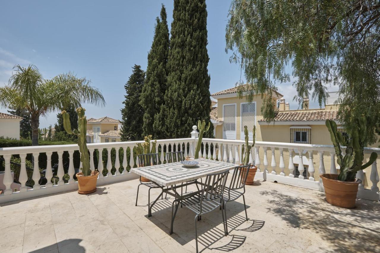 Villa Pinsapo Estepona Exteriör bild
