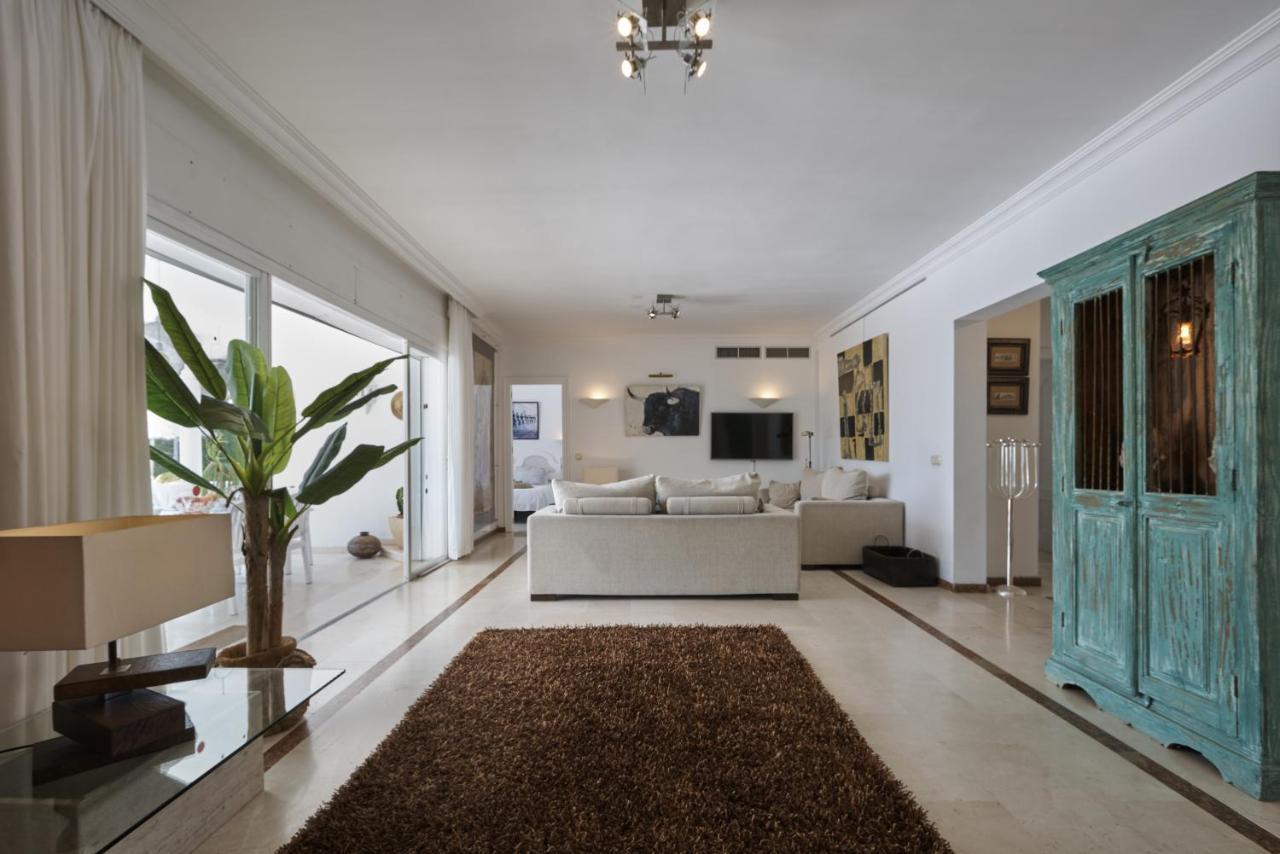 Villa Pinsapo Estepona Exteriör bild